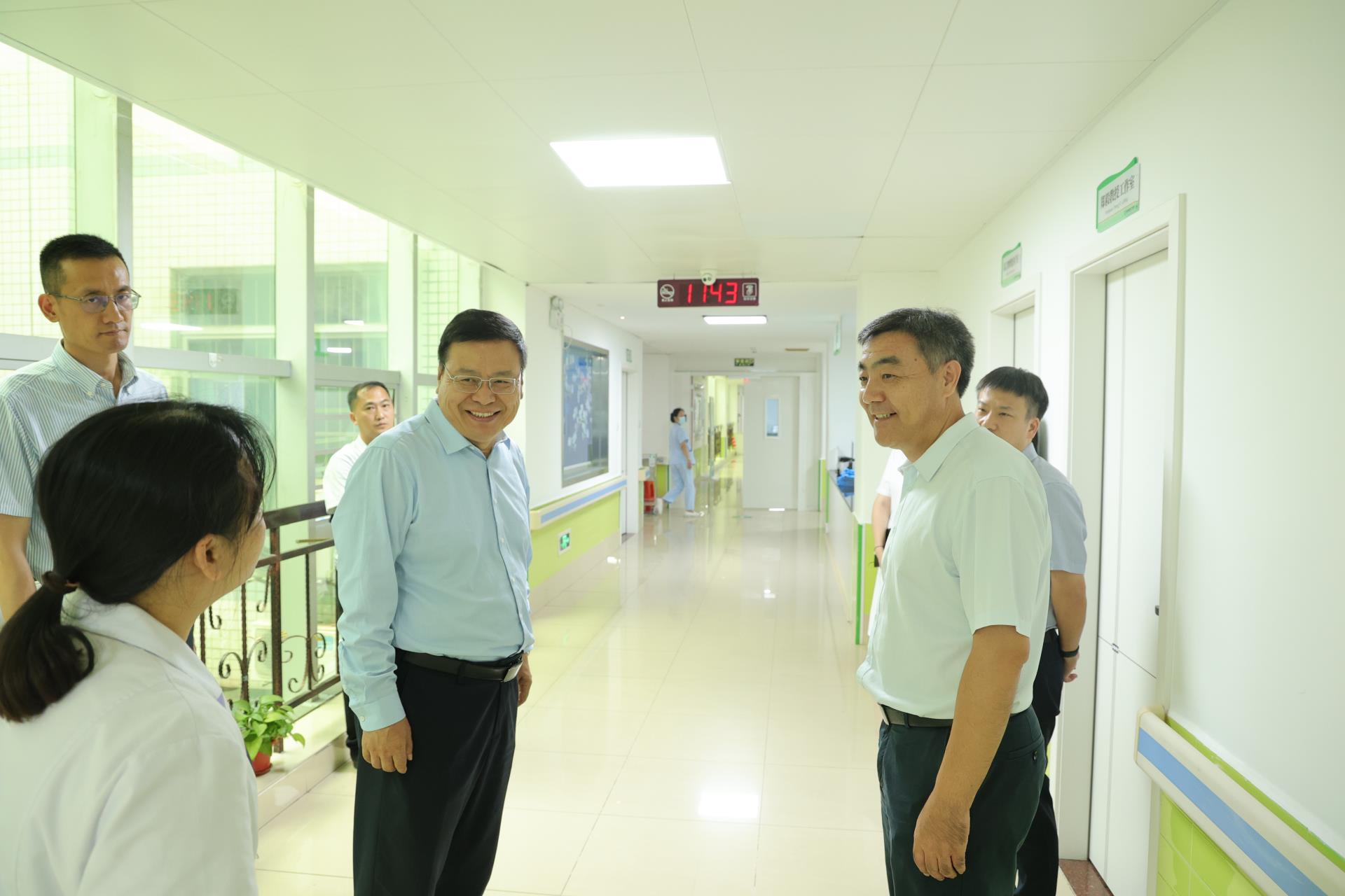 山东大学药学院党委书记王秋生一行到我院交流座谈